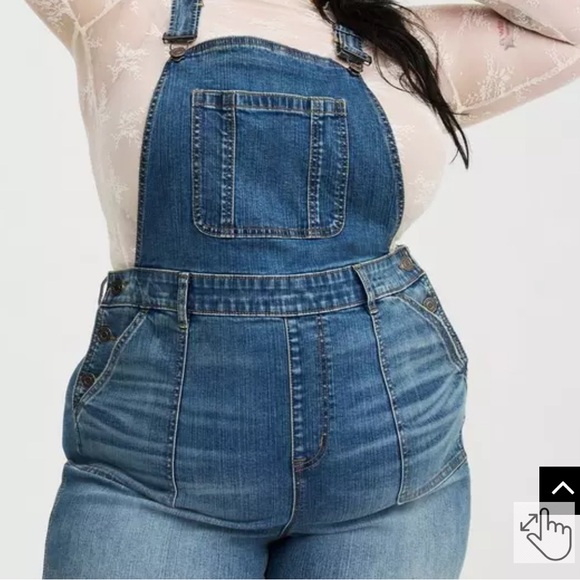 Torrid - Picture 3 of 4